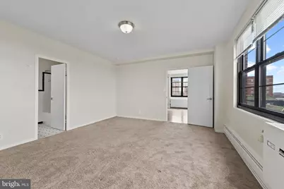 116 W University Parkway #1018, Baltimore, MD 21210 - Photo 19
