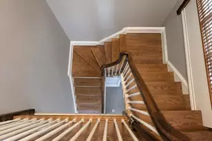 3828 Tudor Arms Ave, Baltimore, MD 21211 - Photo 9
