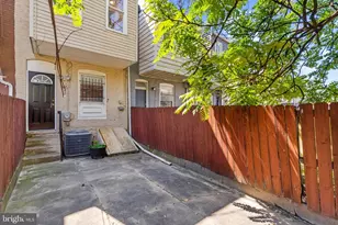 2936 E Fayette St, Baltimore, MD 21224 - Photo 31