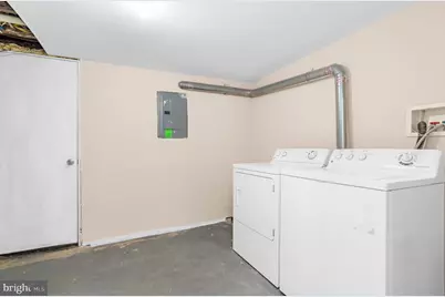 2936 E Fayette Street, Baltimore, MD 21224 - Photo 29