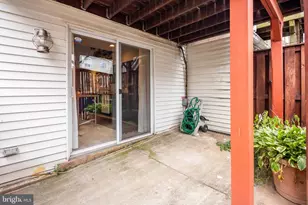 910 S Bouldin St, Baltimore, MD 21224 - Photo 35