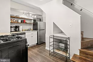 308 S Castle St, Baltimore, MD 21231 - Photo 9