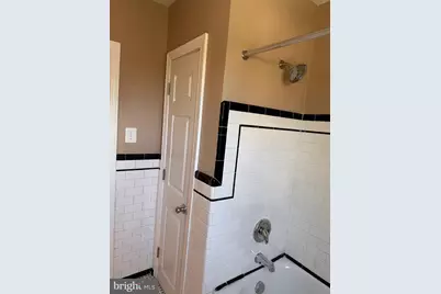 3034 Pinewood Avenue #3, Baltimore, MD 21214 - Photo 9