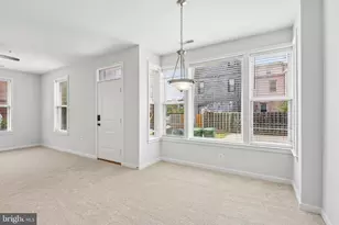 1700 E Eager Street E, Baltimore, MD 21205 - Photo 5