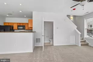 1700 E Eager Street E, Baltimore, MD 21205 - Photo 9