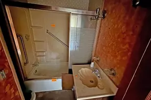4205 Moravia Rd, Baltimore, MD 21206 - Photo 23