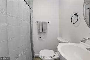 806 Stoll St, Baltimore, MD 21225 - Photo 15