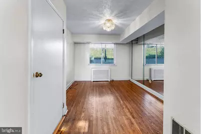 1322 Ellwood Avenue N, Baltimore, MD 21213 - Photo 15