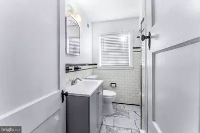 1322 Ellwood Avenue N, Baltimore, MD 21213 - Photo 21