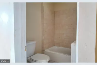 2562 Edmondson Avenue, Baltimore, MD 21223 - Photo 23