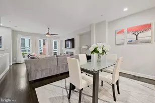 27 Yogurt Ln, Baltimore, MD 21231 - Photo 9