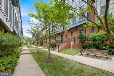 27 Yogurt Lane, Baltimore, MD 21231 - Photo 3