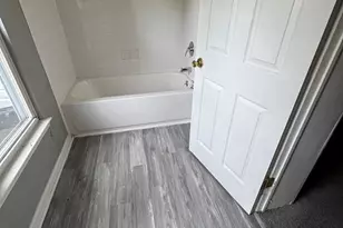 1139 Sargeant St, Baltimore, MD 21223 - Photo 9