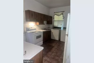1919 Oak Hill Avenue, Baltimore, MD 21218 - Photo 5