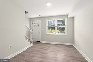 1044 Ellicott Driveway, Baltimore, MD 21216 - Photo 3