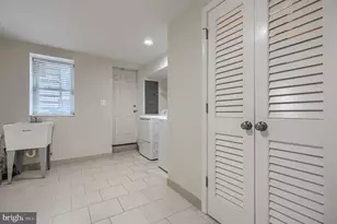 138 S Clinton St, Baltimore, MD 21224 - Photo 33