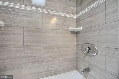 138 S Clinton Street, Baltimore, MD 21224 - Photo 19