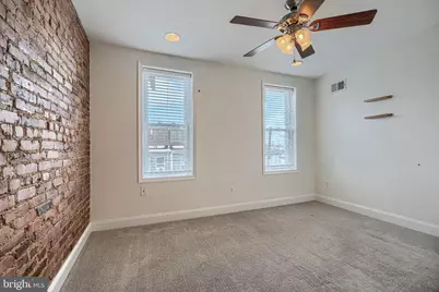 138 S Clinton Street, Baltimore, MD 21224 - Photo 15