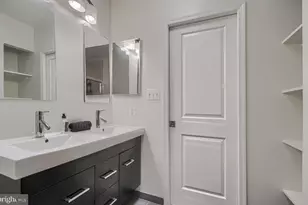 138 S Clinton St, Baltimore, MD 21224 - Photo 29