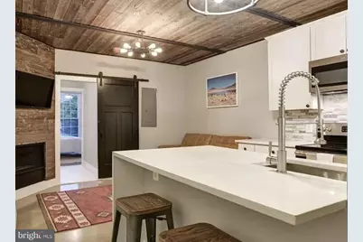 12 W Montgomery Street W #206, Baltimore, MD 21230 - Photo 3