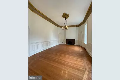 18 E Mt Vernon Place #3, Baltimore, MD 21202 - Photo 9