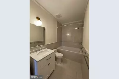 18 E Mt Vernon Place #3, Baltimore, MD 21202 - Photo 13