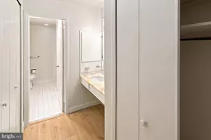 3601 Clarks Ln, Baltimore, MD 21215 - Photo 33