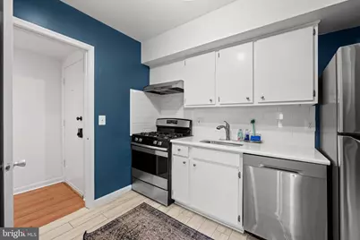 121 Cross Keys Road #R121D, Baltimore, MD 21210 - Photo 15