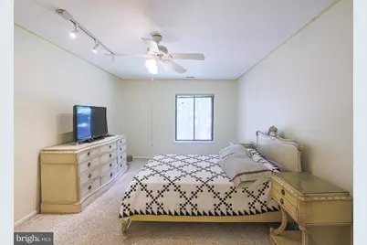 6300 Red Cedar Place #209, Baltimore, MD 21209 - Photo 15