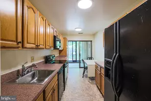 6300 Red Cedar Pl, Baltimore, MD 21209 - Photo 5