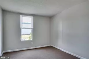 2002 Hollins Ferry, Baltimore, MD 21230 - Photo 21