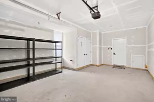 113 S Newkirk St, Baltimore, MD 21224 - Photo 43