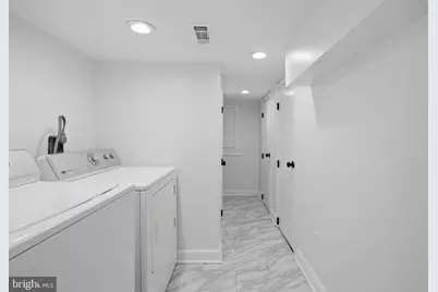 152 N Curley Street, Baltimore, MD 21224 - Photo 33