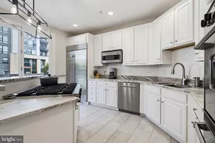 1232 Harbor Island Walk, Baltimore, MD 21230 - Photo 3