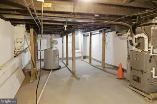 814 N Rose St, Baltimore, MD 21205 - Photo 21