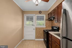 844 Bradhurst Rd, Baltimore, MD 21212 - Photo 11