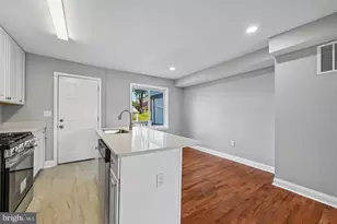 628 Roundview Rd, Baltimore, MD 21225 - Photo 13