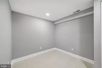 628 Roundview Road, Baltimore, MD 21225 - Photo 27