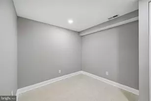 628 Roundview Rd, Baltimore, MD 21225 - Photo 27