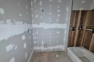 733 Dolphin St, Baltimore, MD 21217 - Photo 13