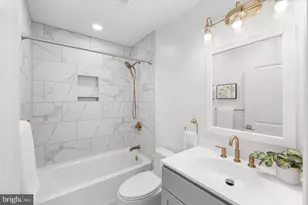 1329 Valley St, Baltimore, MD 21202 - Photo 9