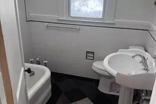 4007 Fleetwood Ave, Baltimore, MD 21206 - Photo 13
