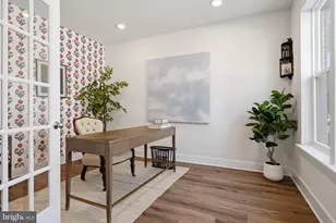 105 Glass Ln, Baltimore, MD 21230 - Photo 3