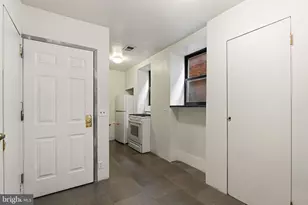 700 Park Ave, Baltimore, MD 21201 - Photo 7