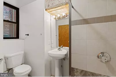 700 Park Avenue, Baltimore, MD 21201 - Photo 31