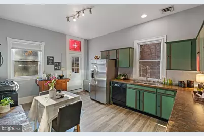 1416 W Mount Royal Avenue, Baltimore, MD 21217 - Photo 15