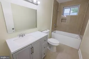 6011 Western Run Dr, Baltimore, MD 21209 - Photo 29