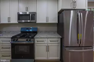 6011 Western Run Dr, Baltimore, MD 21209 - Photo 27