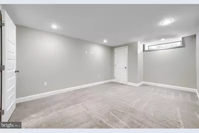 33 N Luzerne Avenue, Baltimore, MD 21224 - Photo 19