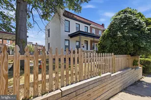 3227 Phelps Ln, Baltimore, MD 21229 - Photo 5